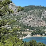 Un Coin De Paradis Avec Vue Et Jardin
