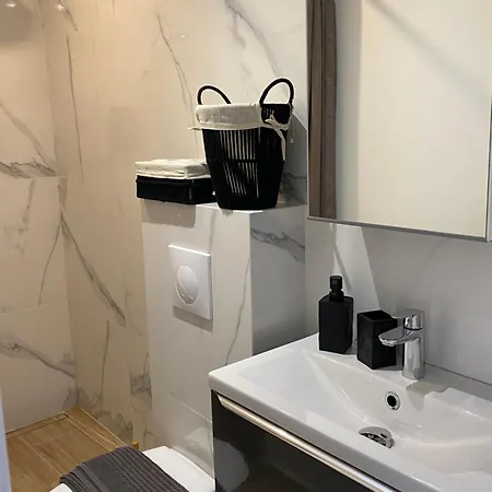 شقة Un Coin De Paradis Avec Vue Et Jardin